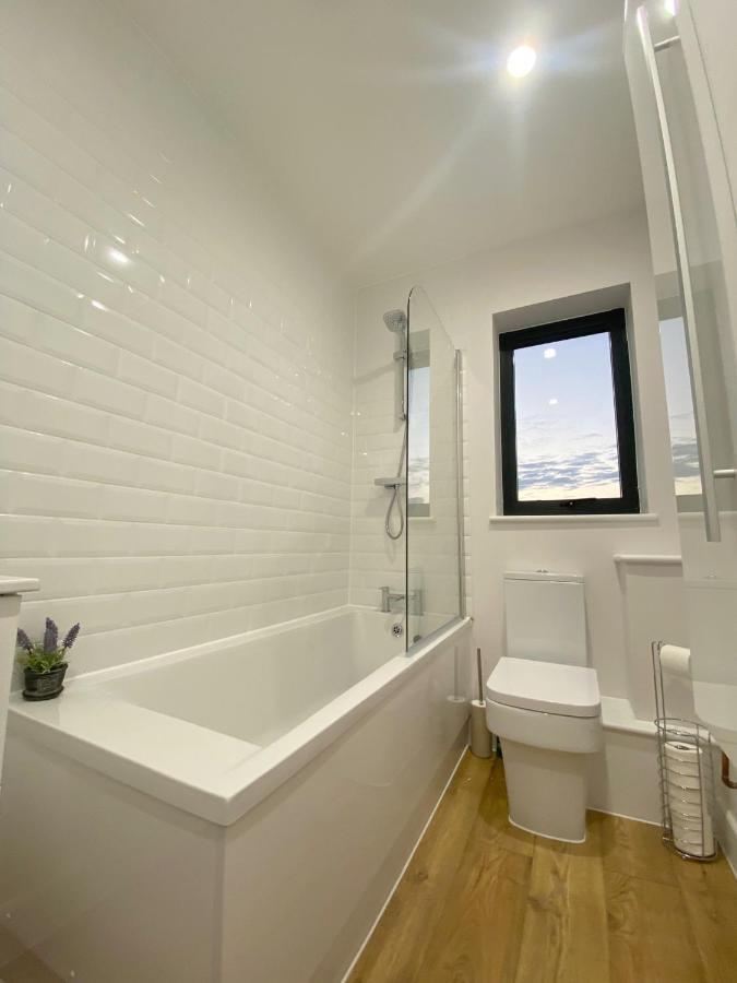 Stylish & Spacious Apartment Royal Tunbridge Wells Exterior photo